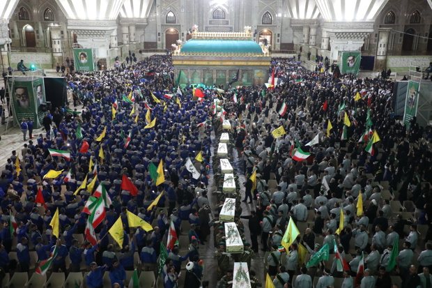 کارکنان ایران‌خودرو 