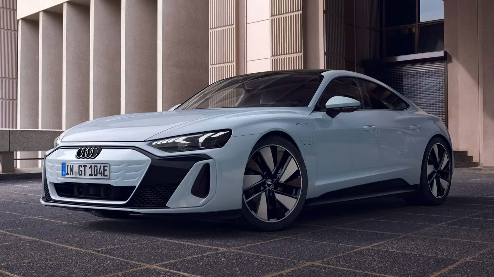 آئودی E-Tron GT روانه بازار شد؛ قدرت بالا، شارژ سریع، قیمت اقتصادی‌تر