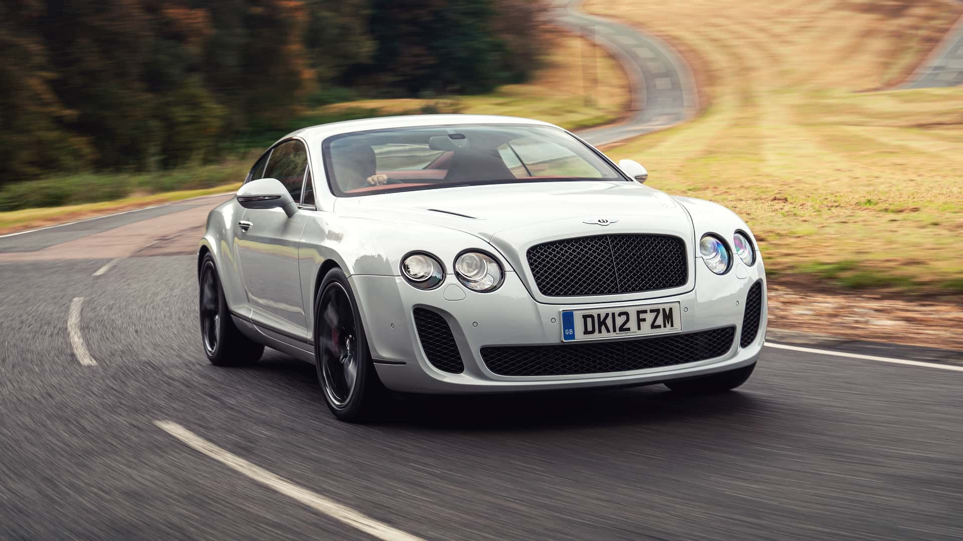 بنتلی Continental Supersports جدید با موتور 640 اسب‌بخاری V8 و محور عقب رونمایی می‌شود